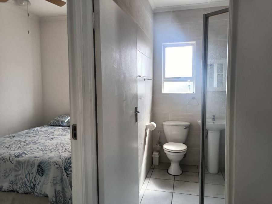 2 Bedroom Property for Sale in Mtwalume KwaZulu-Natal