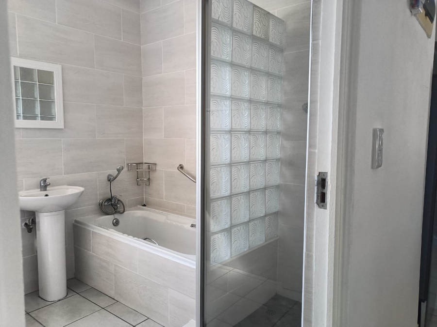 2 Bedroom Property for Sale in Mtwalume KwaZulu-Natal