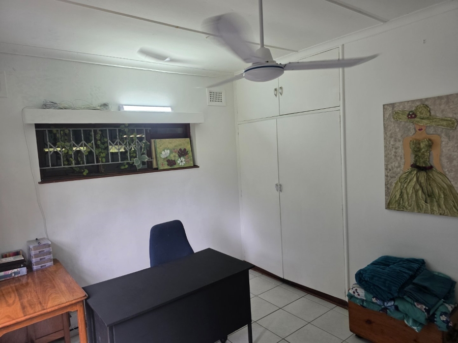 4 Bedroom Property for Sale in Umtentweni KwaZulu-Natal