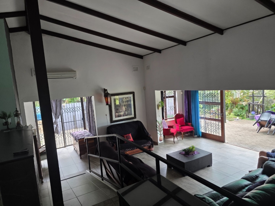 4 Bedroom Property for Sale in Umtentweni KwaZulu-Natal