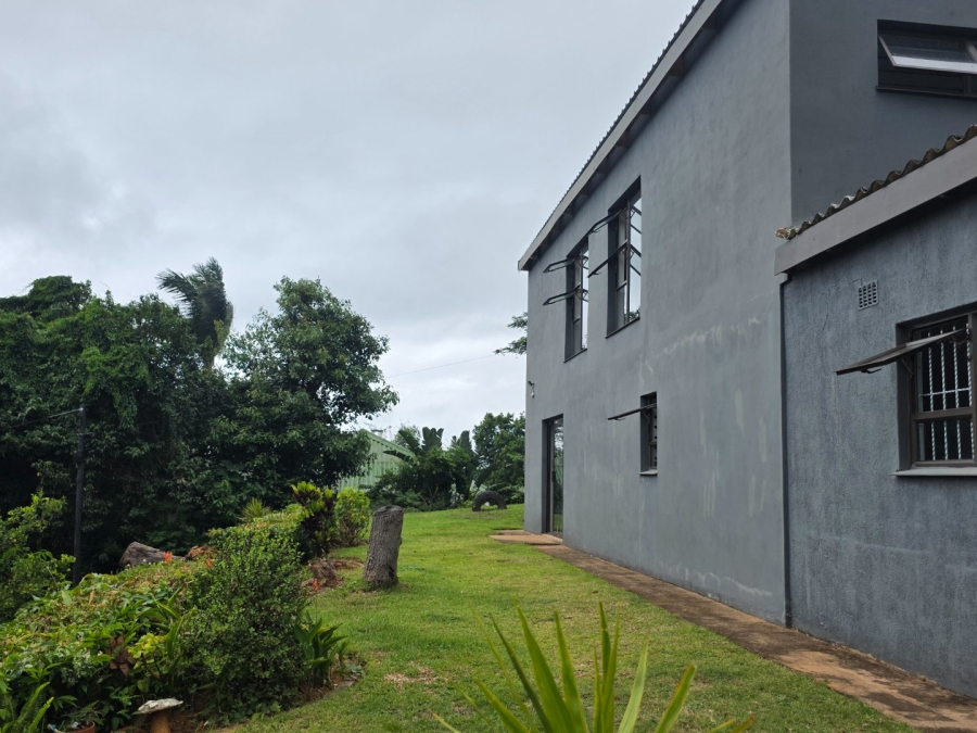 4 Bedroom Property for Sale in Umtentweni KwaZulu-Natal
