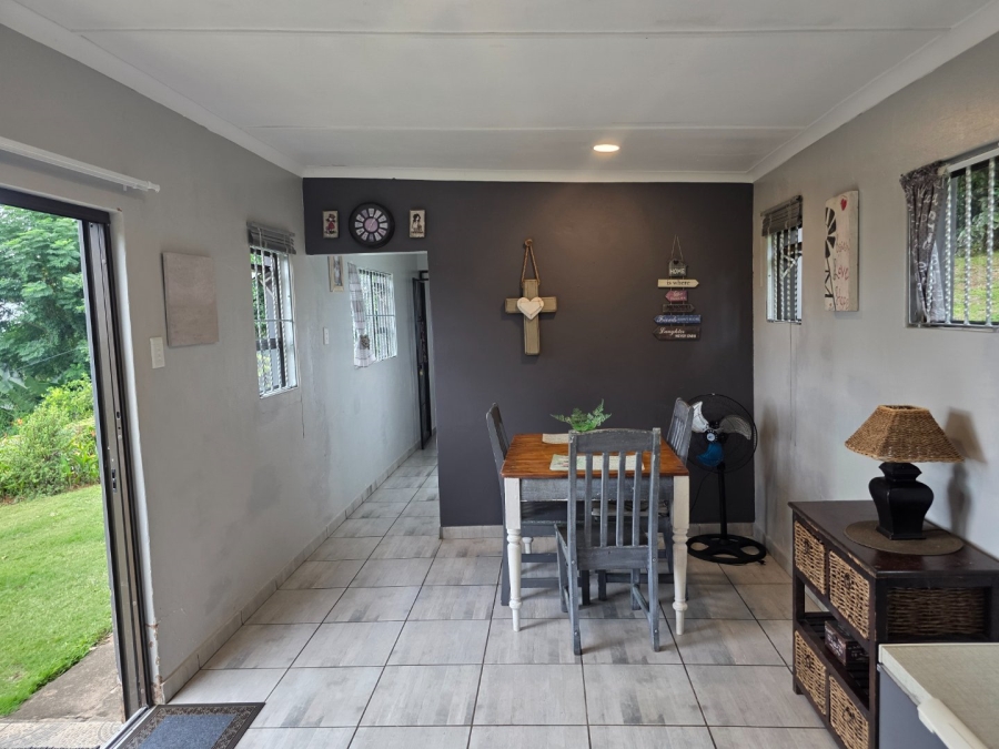 4 Bedroom Property for Sale in Umtentweni KwaZulu-Natal