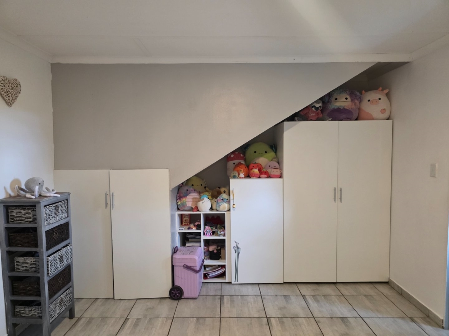 4 Bedroom Property for Sale in Umtentweni KwaZulu-Natal