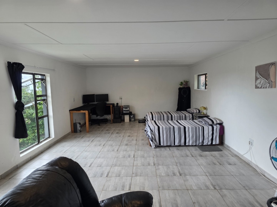 4 Bedroom Property for Sale in Umtentweni KwaZulu-Natal