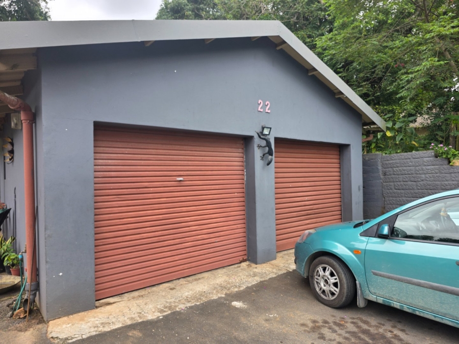 4 Bedroom Property for Sale in Umtentweni KwaZulu-Natal