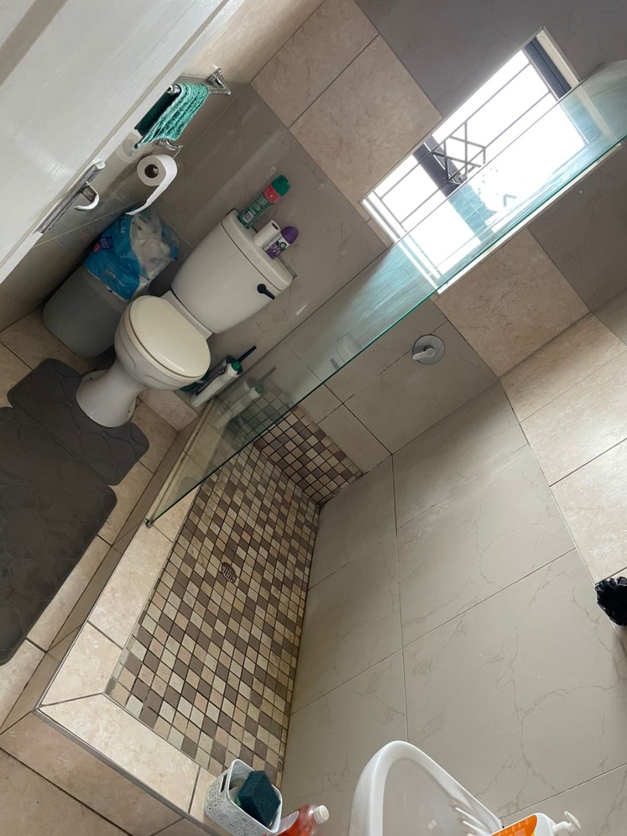 2 Bedroom Property for Sale in Newlands East KwaZulu-Natal