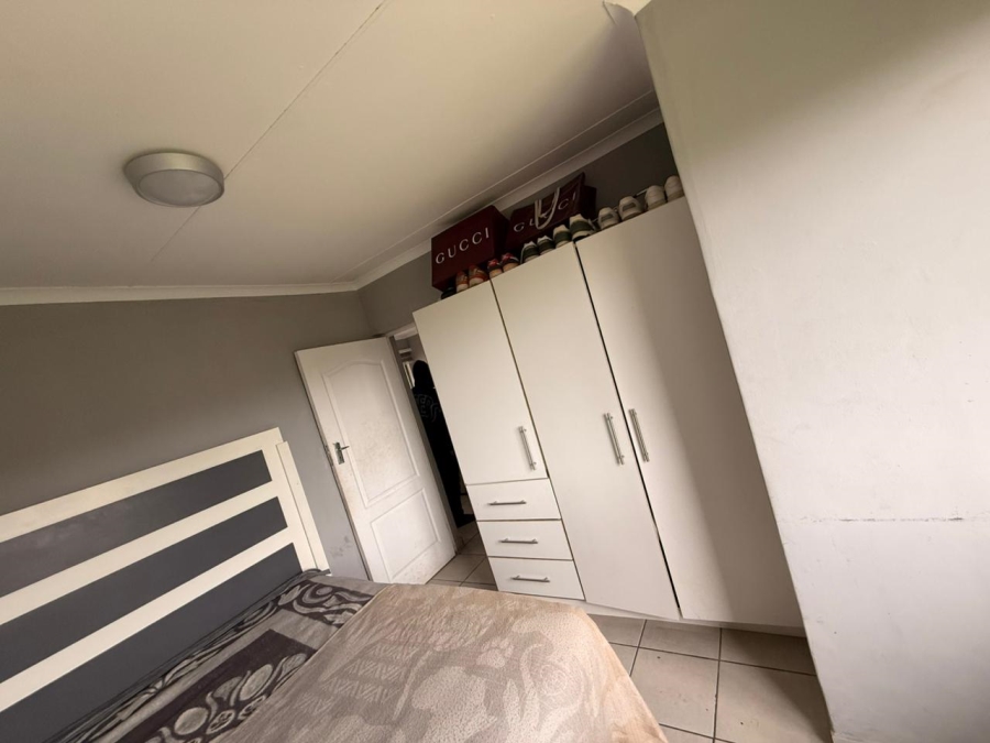 2 Bedroom Property for Sale in Newlands East KwaZulu-Natal