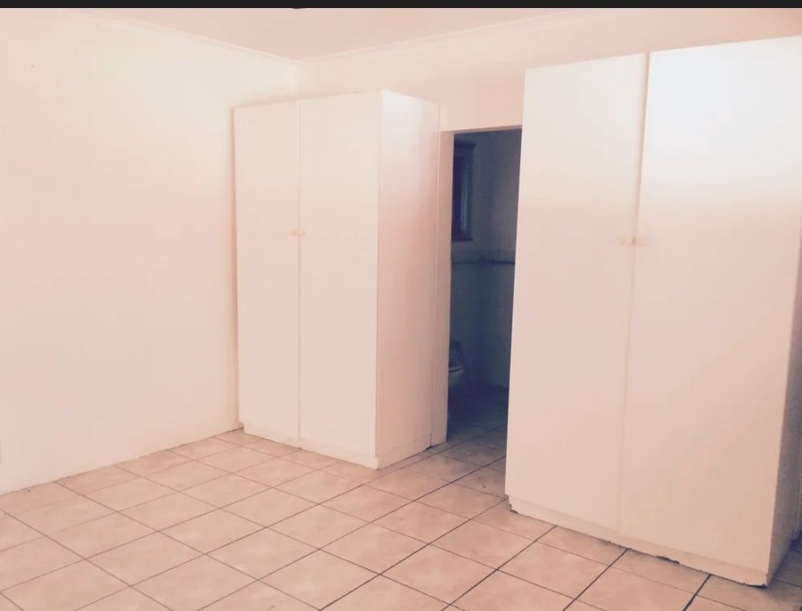 2 Bedroom Property for Sale in Rouken Glen KwaZulu-Natal