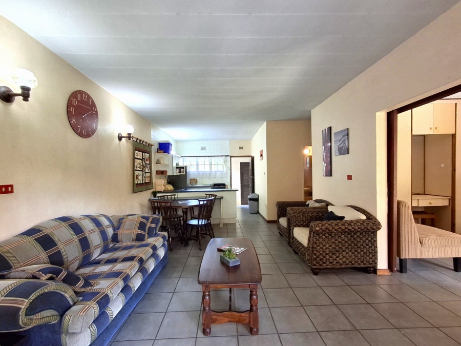 2 Bedroom Property for Sale in Port Edward KwaZulu-Natal