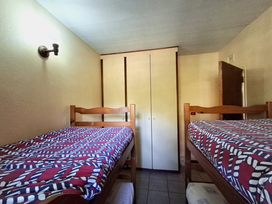 2 Bedroom Property for Sale in Port Edward KwaZulu-Natal