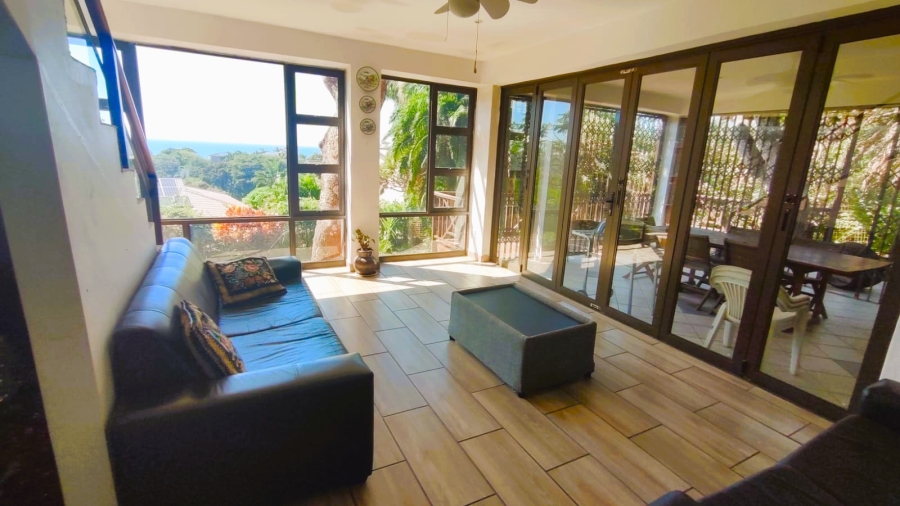 5 Bedroom Property for Sale in Marina Beach KwaZulu-Natal