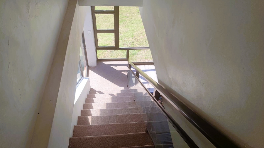 5 Bedroom Property for Sale in Marina Beach KwaZulu-Natal