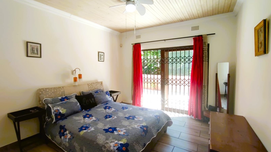 5 Bedroom Property for Sale in Marina Beach KwaZulu-Natal