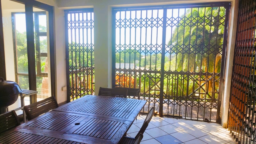 5 Bedroom Property for Sale in Marina Beach KwaZulu-Natal