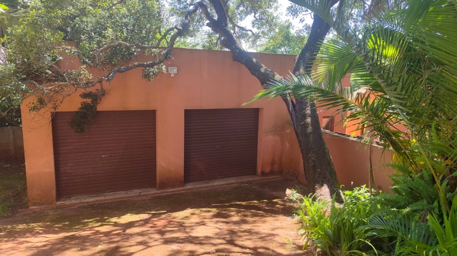 5 Bedroom Property for Sale in Marina Beach KwaZulu-Natal