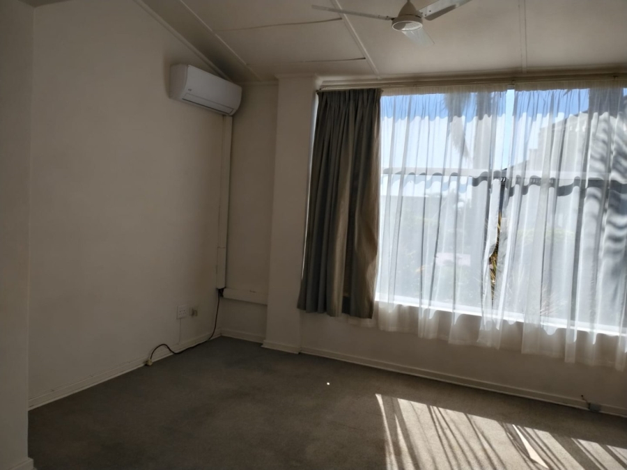 1 Bedroom Property for Sale in Scottburgh Central KwaZulu-Natal