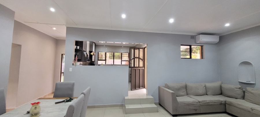 4 Bedroom Property for Sale in Shelly Beach KwaZulu-Natal