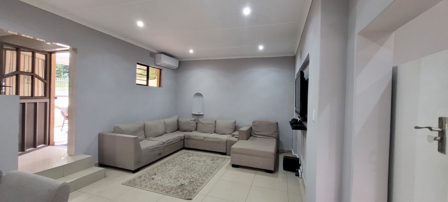 4 Bedroom Property for Sale in Shelly Beach KwaZulu-Natal