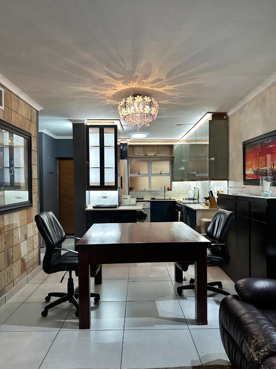 To Let 2 Bedroom Property for Rent in Umhlanga Ridge KwaZulu-Natal