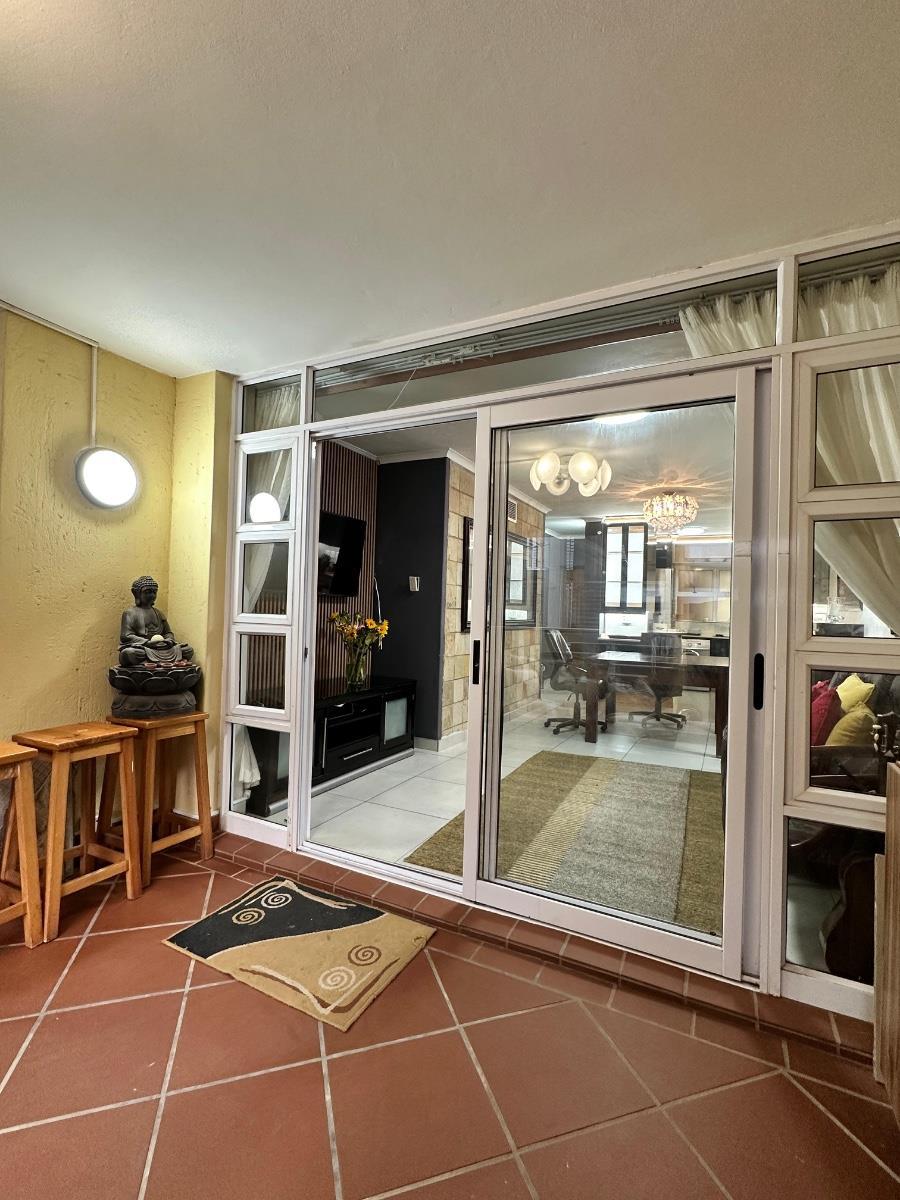 To Let 2 Bedroom Property for Rent in Umhlanga Ridge KwaZulu-Natal