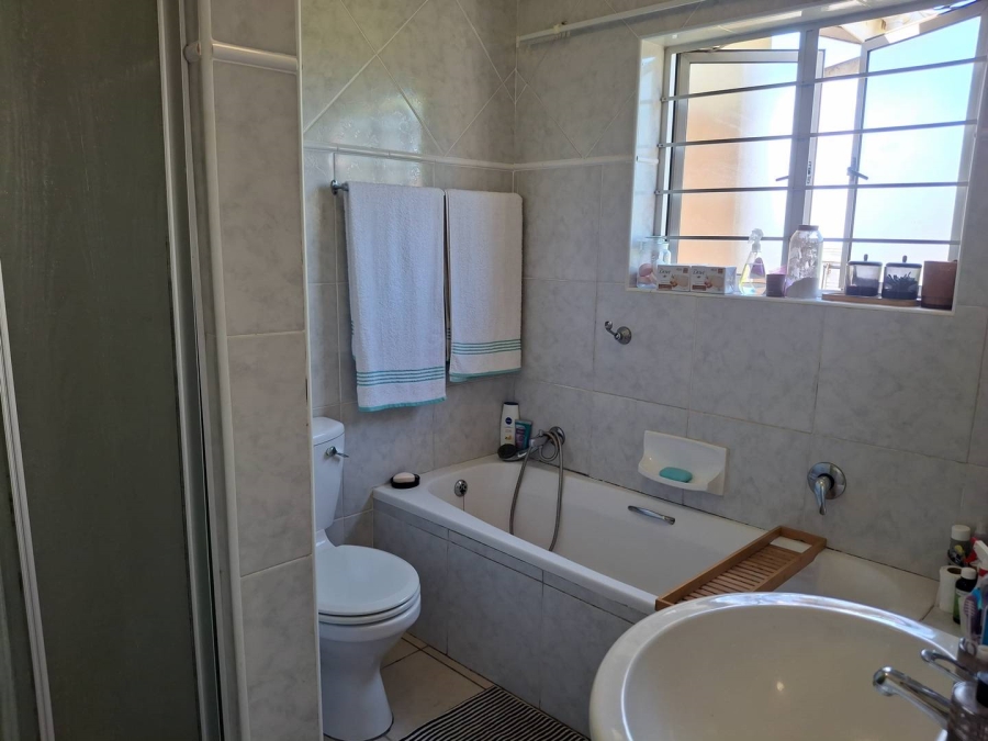 3 Bedroom Property for Sale in Margate KwaZulu-Natal