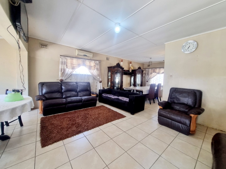 4 Bedroom Property for Sale in Prestbury KwaZulu-Natal