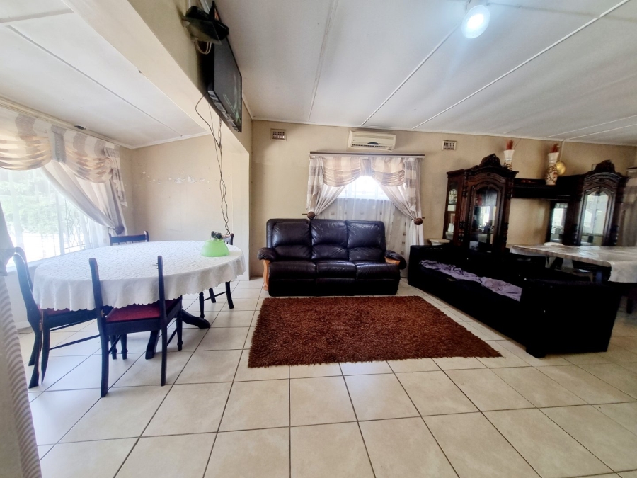 4 Bedroom Property for Sale in Prestbury KwaZulu-Natal