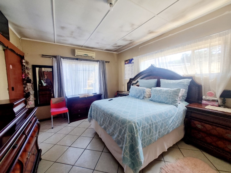 4 Bedroom Property for Sale in Prestbury KwaZulu-Natal