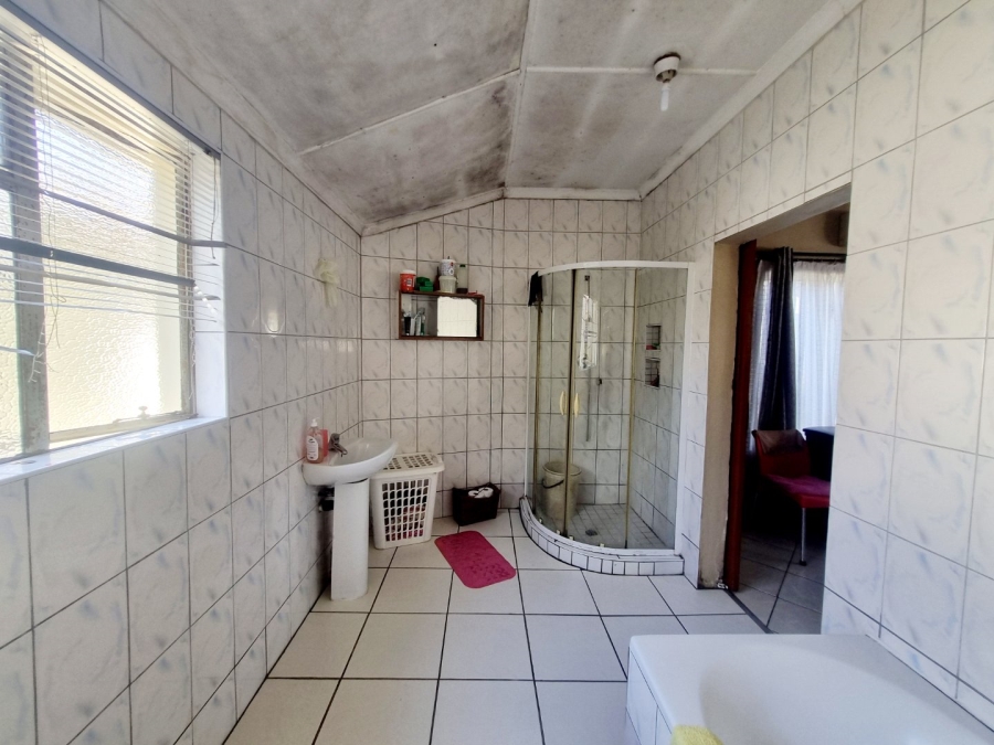 4 Bedroom Property for Sale in Prestbury KwaZulu-Natal