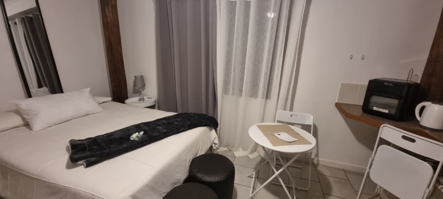 To Let 1 Bedroom Property for Rent in Ramsgate KwaZulu-Natal