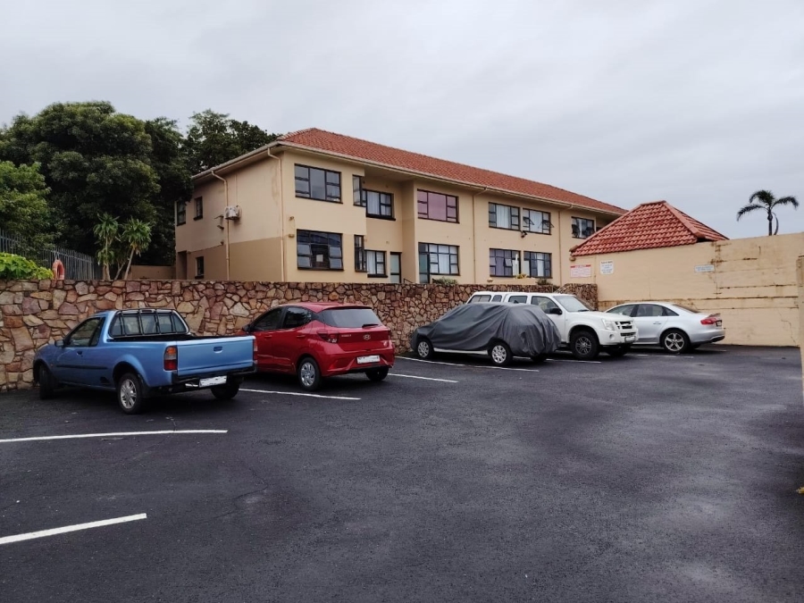 1 Bedroom Property for Sale in Uvongo KwaZulu-Natal
