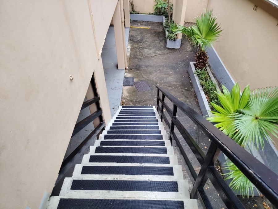 1 Bedroom Property for Sale in Uvongo KwaZulu-Natal