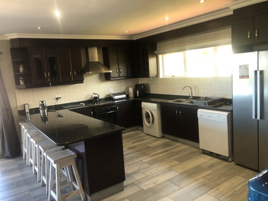 4 Bedroom Property for Sale in Southport KwaZulu-Natal