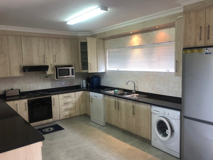 4 Bedroom Property for Sale in Southport KwaZulu-Natal