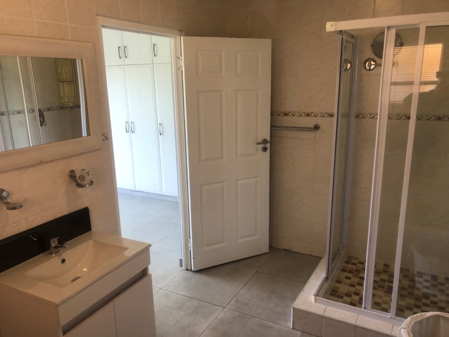 4 Bedroom Property for Sale in Southport KwaZulu-Natal