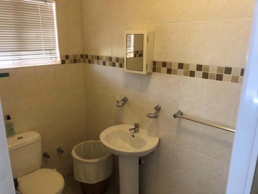 4 Bedroom Property for Sale in Southport KwaZulu-Natal