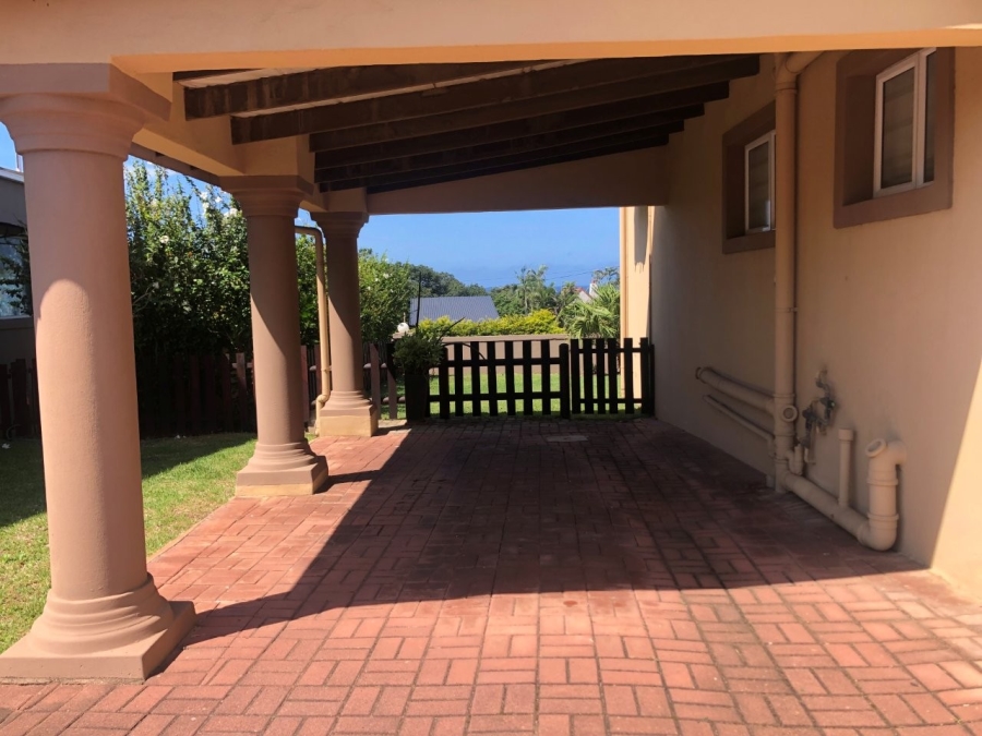 4 Bedroom Property for Sale in Southport KwaZulu-Natal