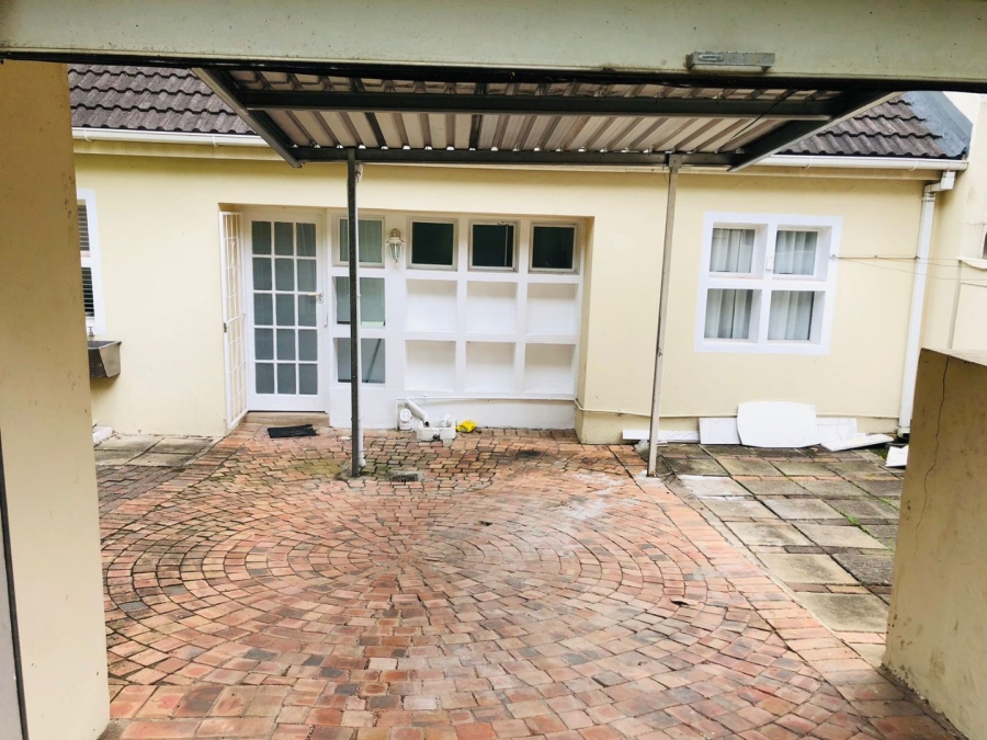 To Let 2 Bedroom Property for Rent in Sherwood KwaZulu-Natal