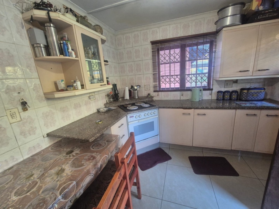 3 Bedroom Property for Sale in Lotus Park KwaZulu-Natal