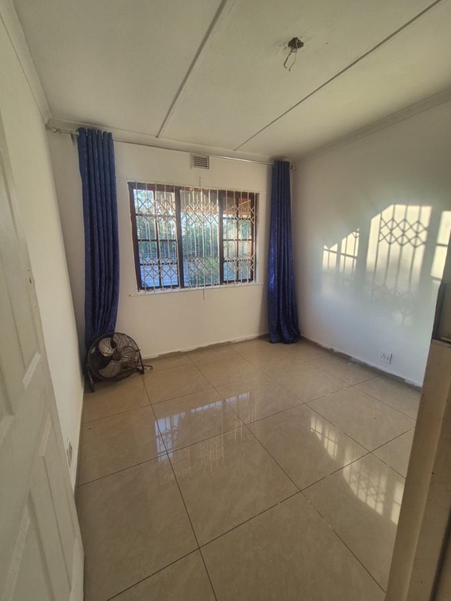 3 Bedroom Property for Sale in Lotus Park KwaZulu-Natal