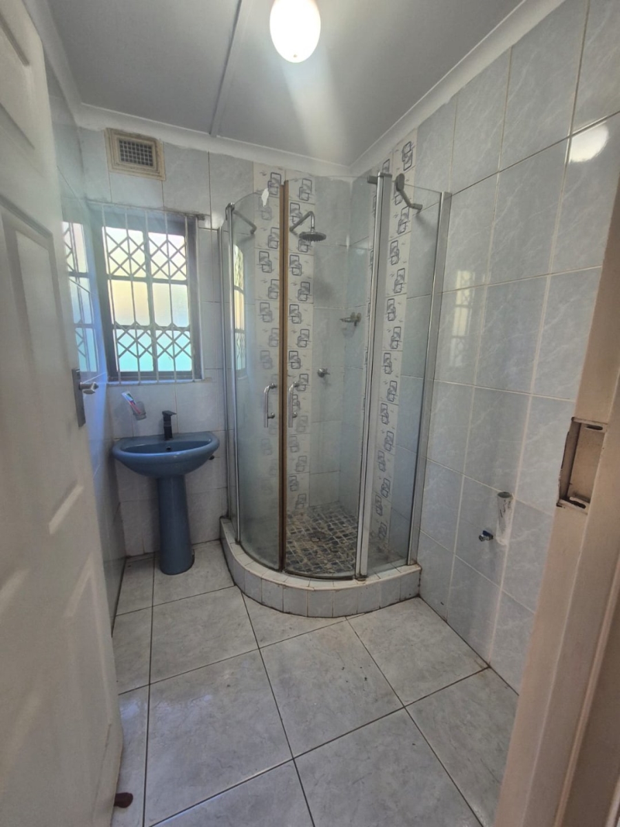 3 Bedroom Property for Sale in Lotus Park KwaZulu-Natal