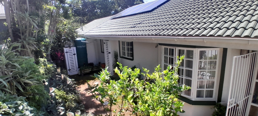 3 Bedroom Property for Sale in Umtentweni KwaZulu-Natal