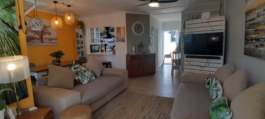 3 Bedroom Property for Sale in Umtentweni KwaZulu-Natal