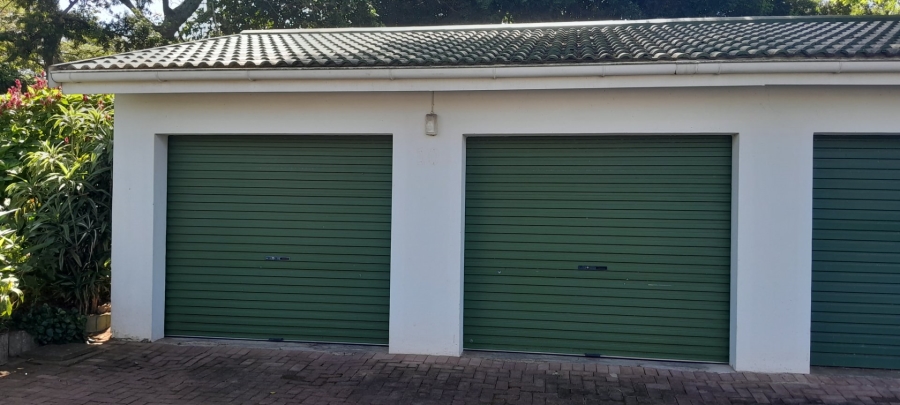 3 Bedroom Property for Sale in Umtentweni KwaZulu-Natal