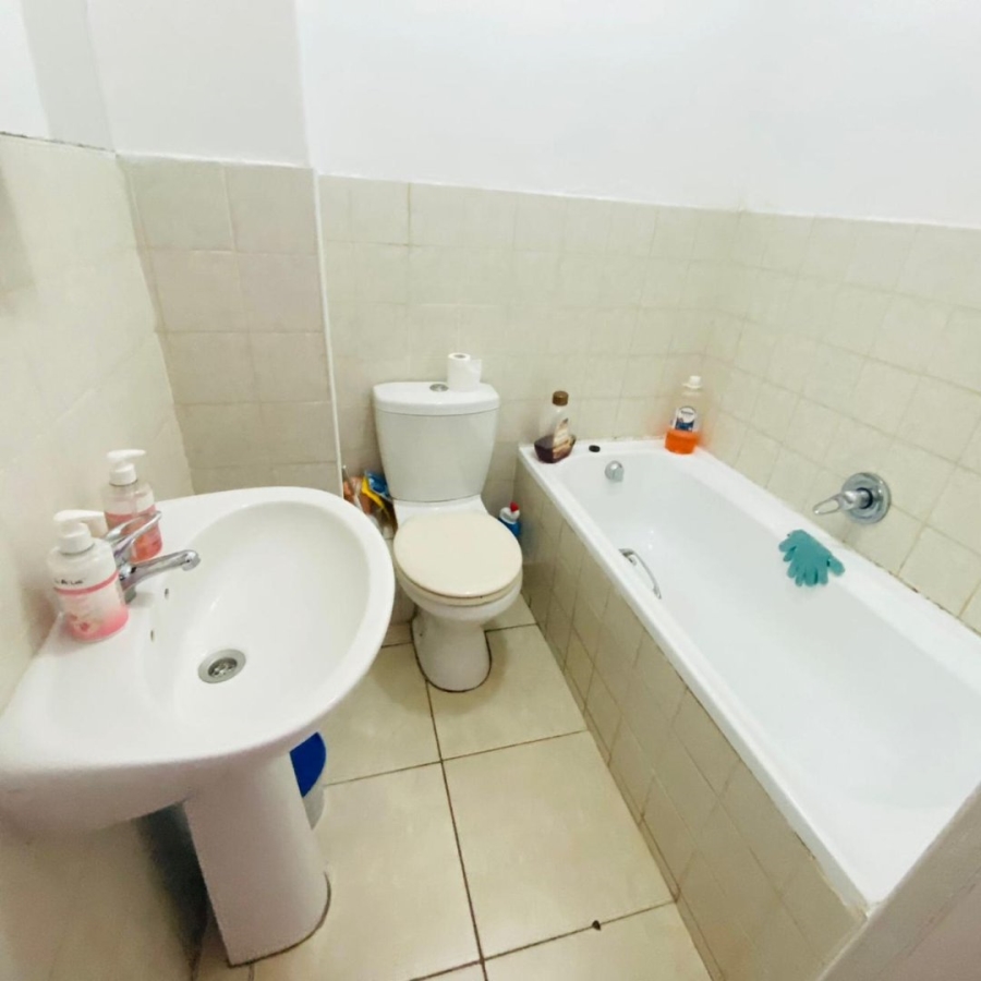 2 Bedroom Property for Sale in Stanger KwaZulu-Natal