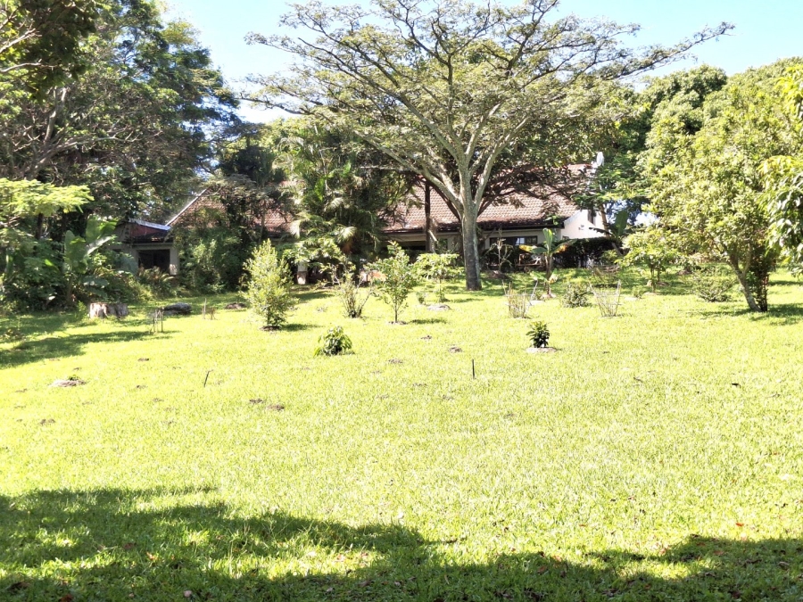 5 Bedroom Property for Sale in Uvongo KwaZulu-Natal