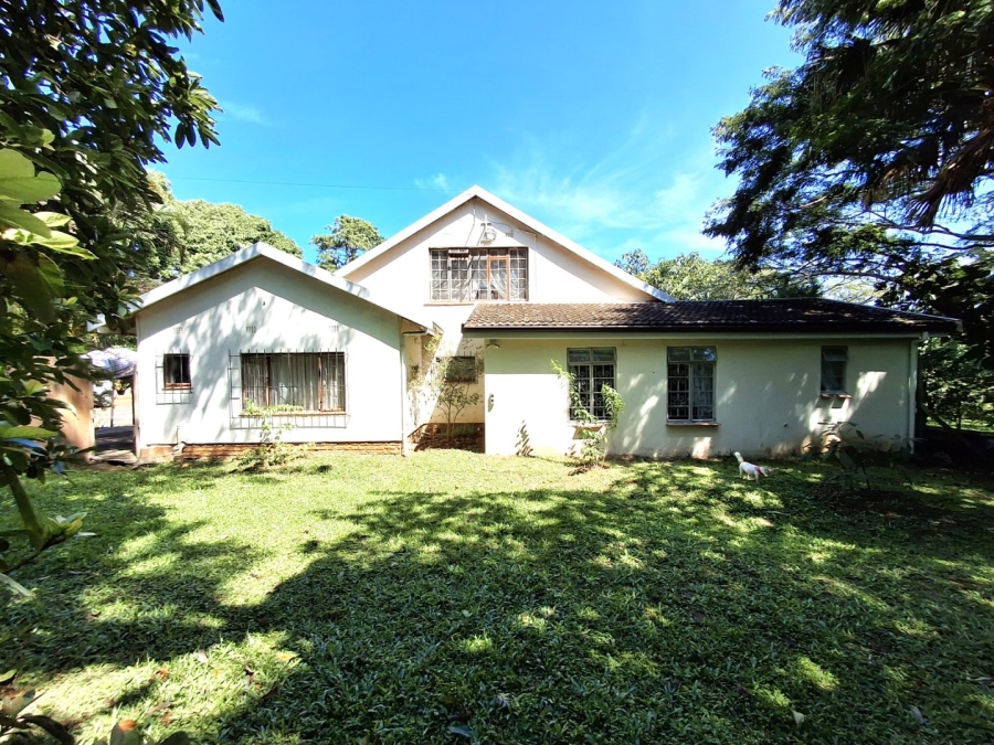 5 Bedroom Property for Sale in Uvongo KwaZulu-Natal