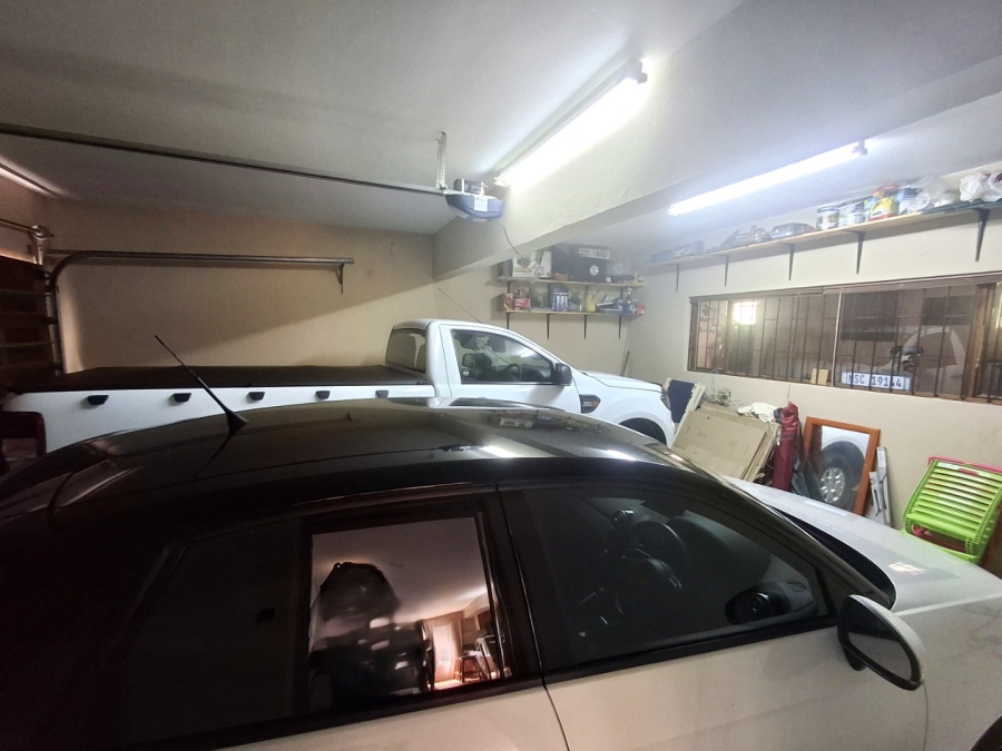 4 Bedroom Property for Sale in Palm Beach KwaZulu-Natal