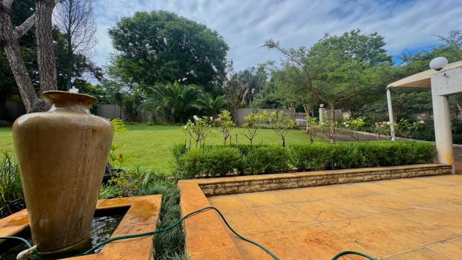 4 Bedroom Property for Sale in Signal Hill KwaZulu-Natal