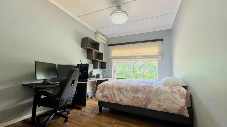 4 Bedroom Property for Sale in Signal Hill KwaZulu-Natal